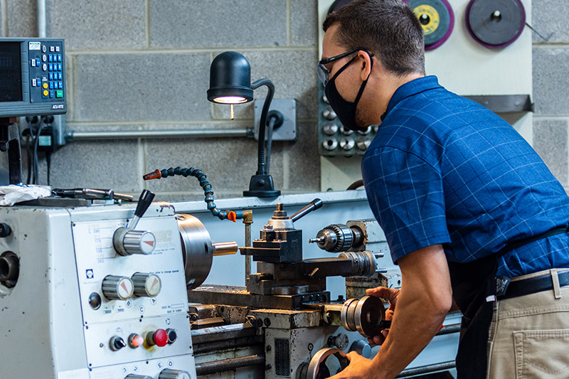 The Role of Tooling in Optimizing Manufacturing Efficiency: Insights from Shree Vishnu Dies And Tools